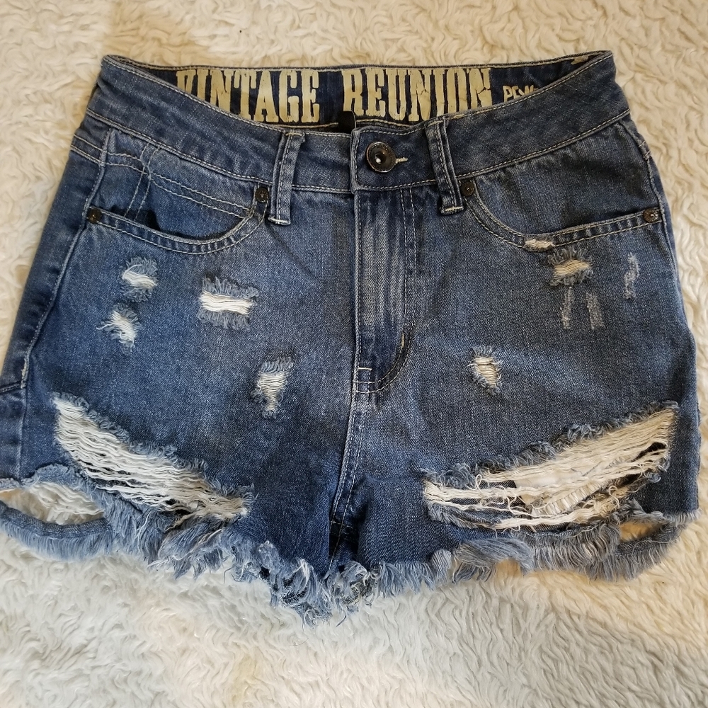 Vintage Reunion Women Jeans Shorts - Picture 1 of 5